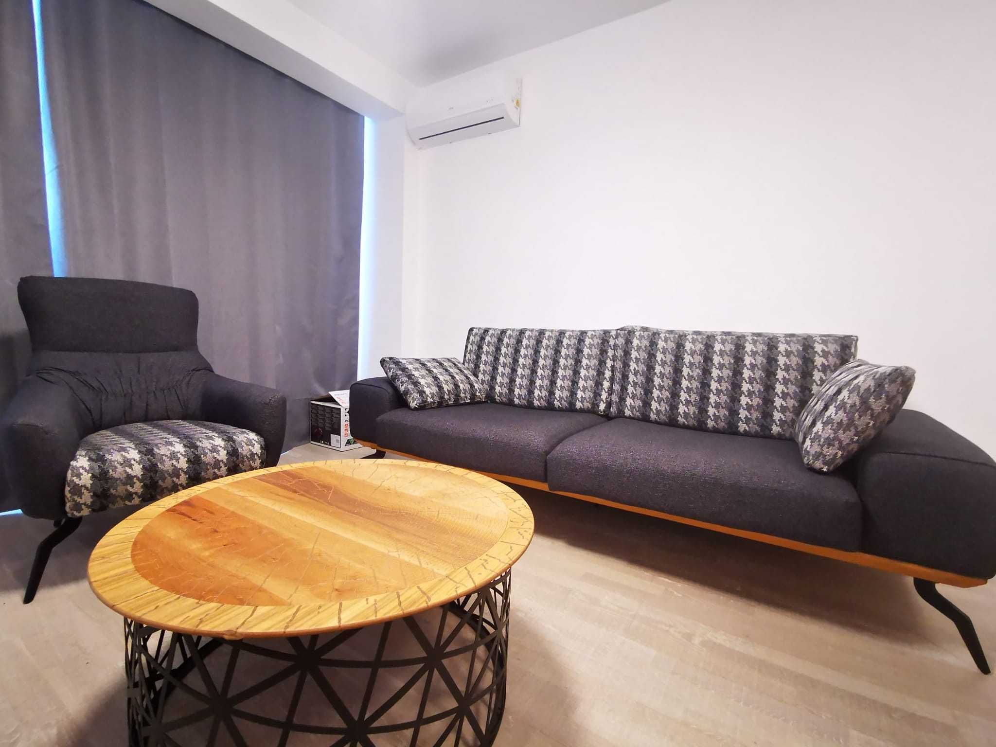 Apartament cu 2 camere de vanzare in  ctie noua, zona Sala Polivalenta