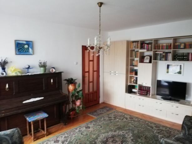 Apartament cu 3 camere de vanzare in Cluj Napoca zona MANASTUR