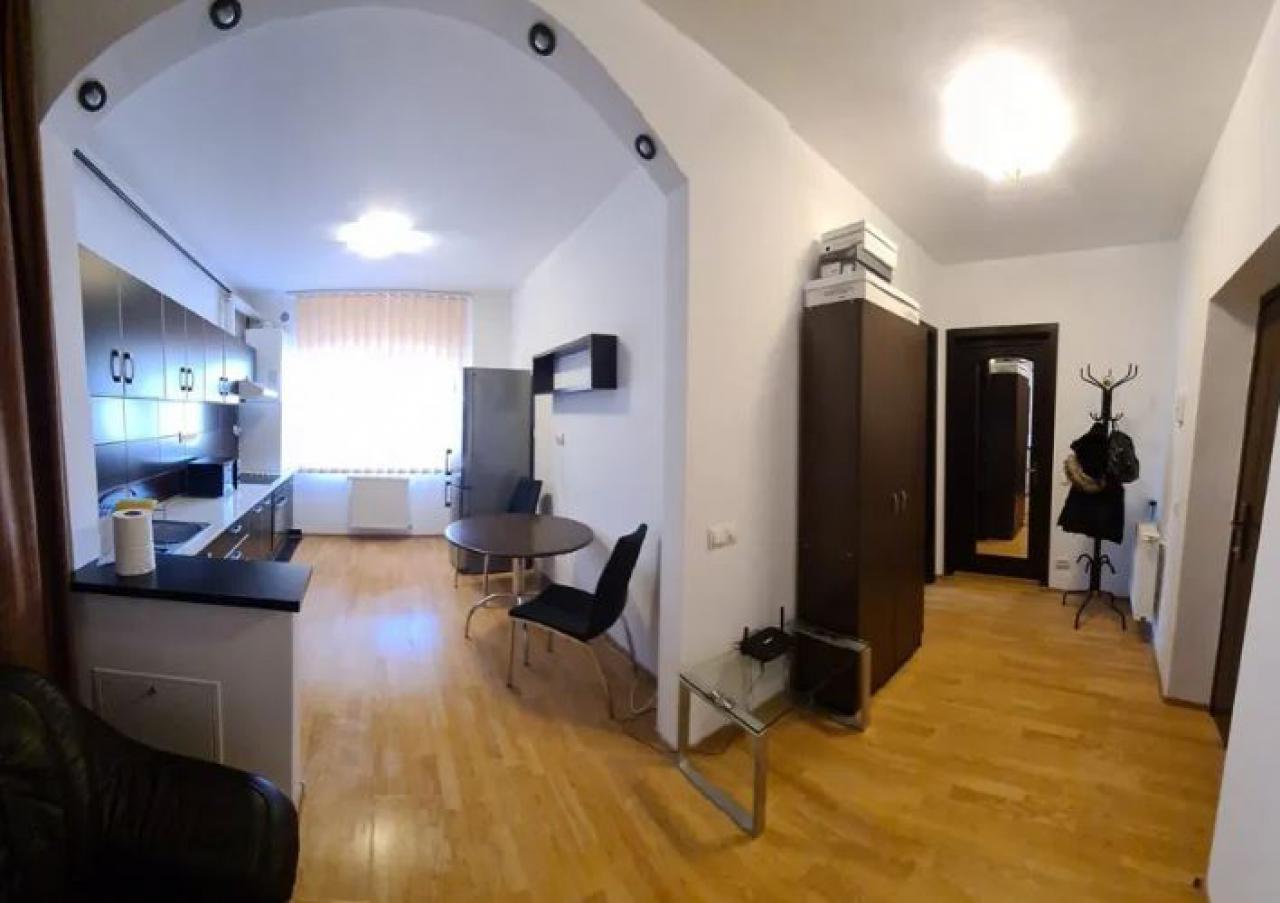 Apartament cu 1 camere de vanzare in cartierul Zorilor, zona Spitalului de Recuperare
