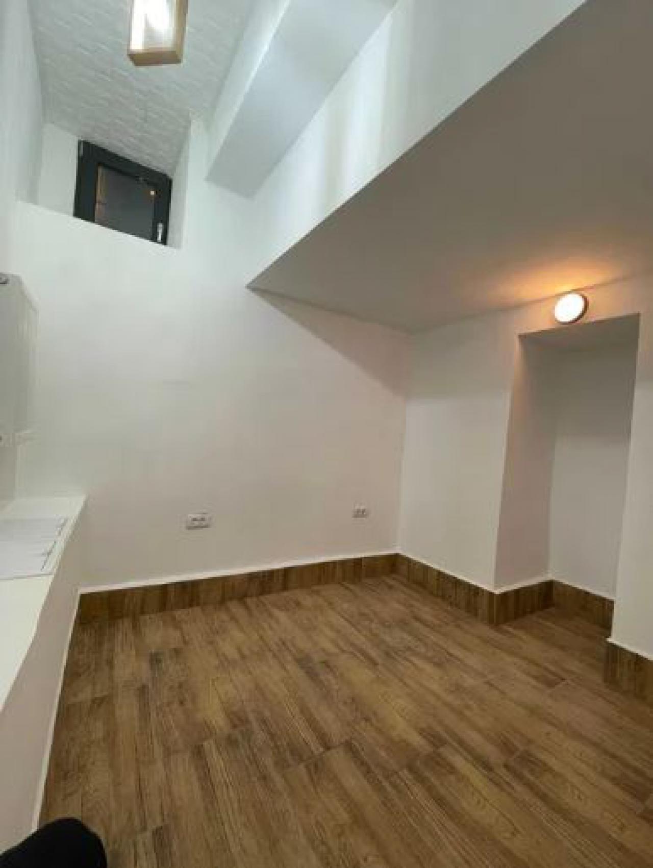 Apartament cu 2 camere de vanzare in Cluj Napoca zona CENTRU