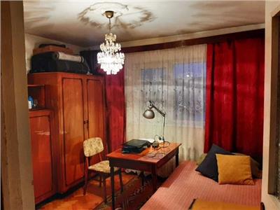 Apartament de vanzare 3 camere, in cartierul Marasti