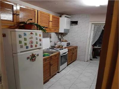 Apartament de vanzare 3 camere, in cartierul Marasti